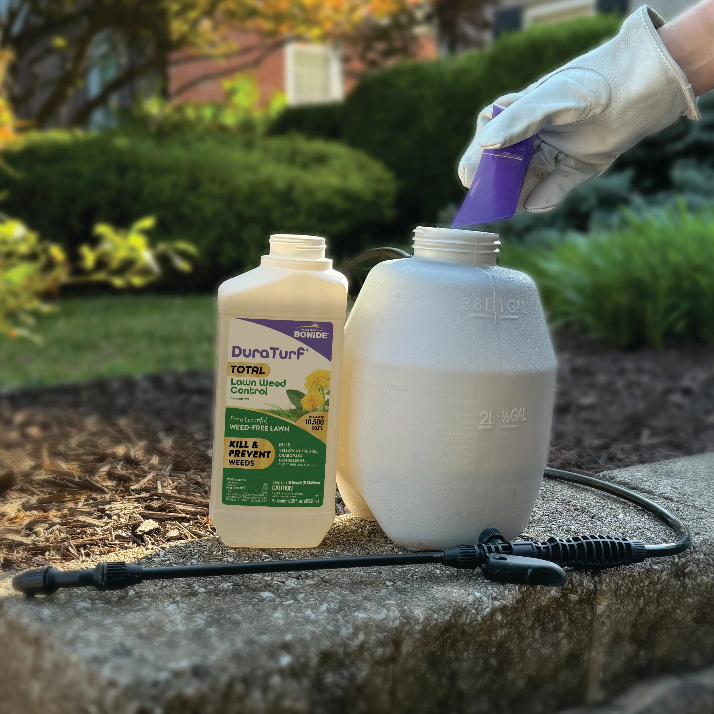 Bonide Duraturf Total Lawn Weed Control Concentrate - Image 2