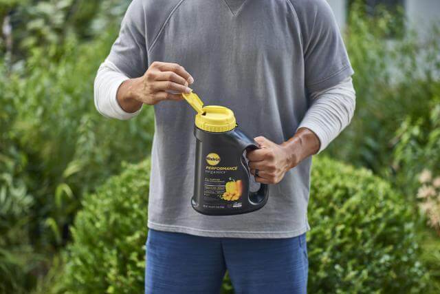 Miracle-Gro® Performance Organics® All Purpose Plant Nutrition Granules - Image 5