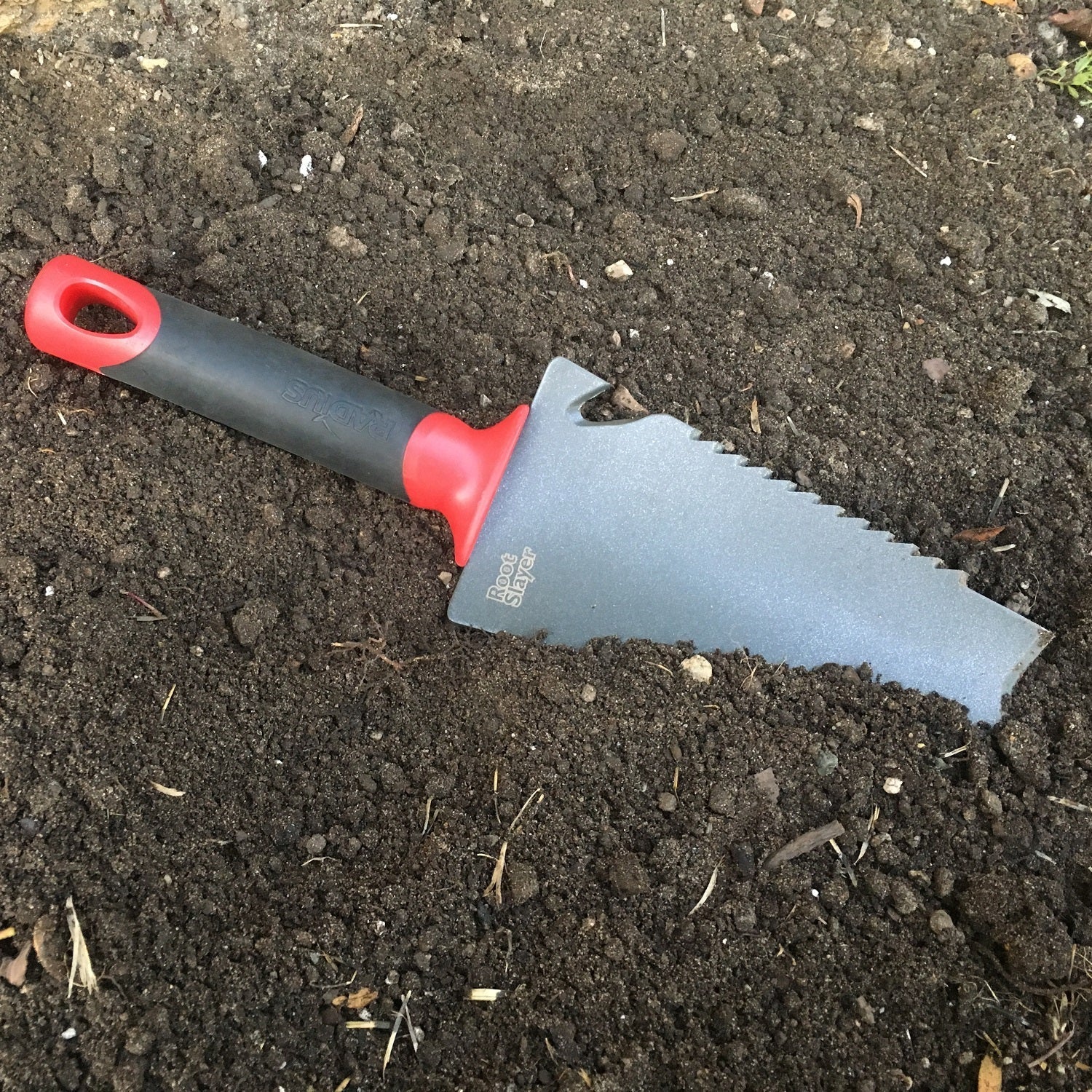 Radius Garden Root Slayer Trowel - Image 4